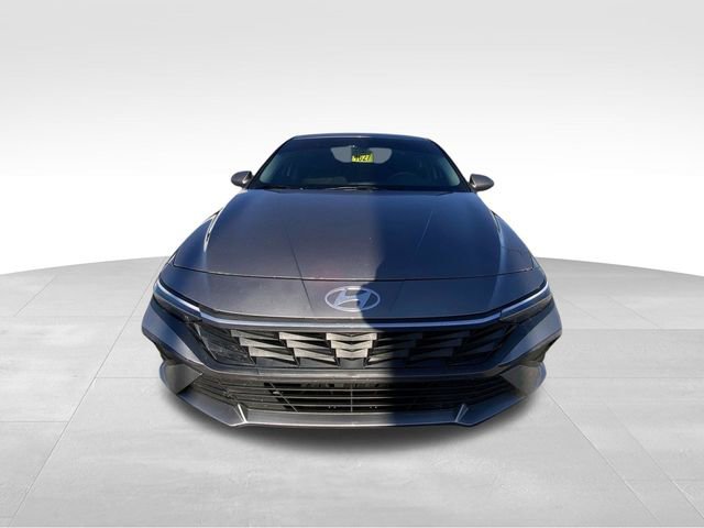 Used 2024 Hyundai Elantra SEL FWD image 17
