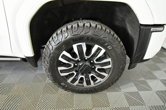 Used 2024 GMC Sierra 3500 Denali Ultimate image 17