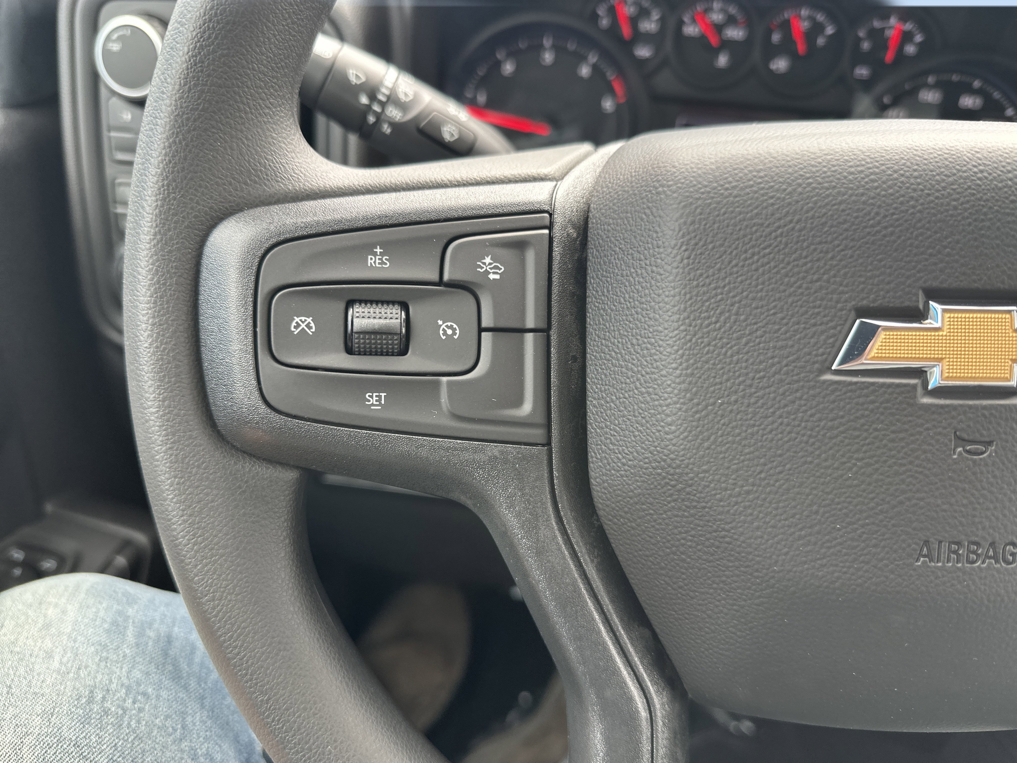 New 2026 Chevrolet Silverado 2500 Custom w/ Custom Value Package AWD/4WD image 15