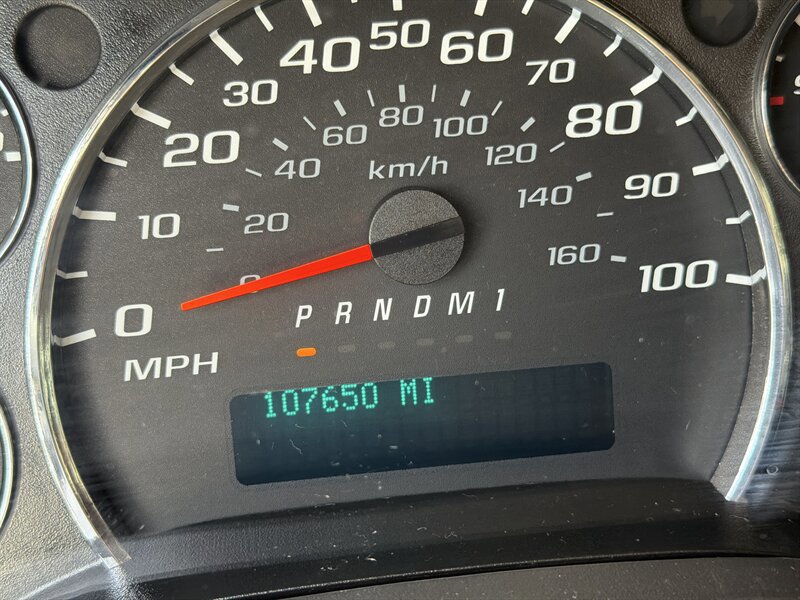 Used 2017 Chevrolet Express 2500 RWD image 13
