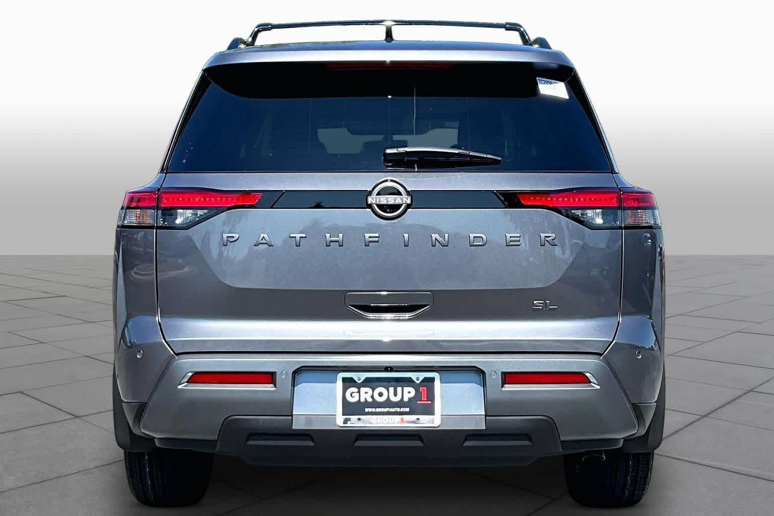 New 2026 Nissan Pathfinder SL FWD image 4