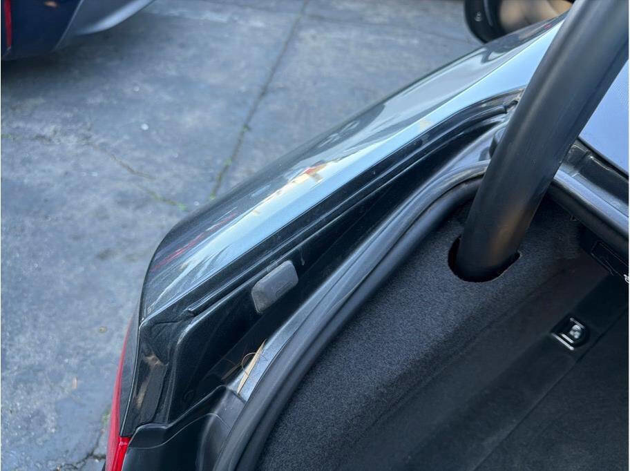 Used 2015 Audi RS 5 Coupe w/ Black Optic Plus Package image 24