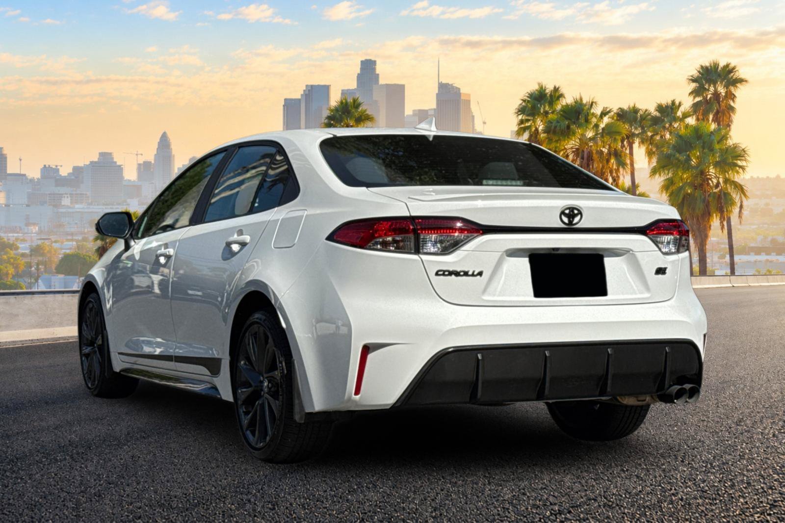 Used 2024 Toyota Corolla SE FWD image 6