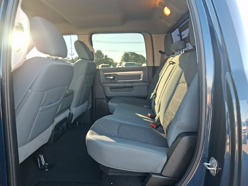 Used 2019 RAM 1500 Big Horn AWD/4WD image 10
