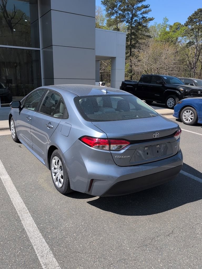 Used 2024 Toyota Corolla LE image 6
