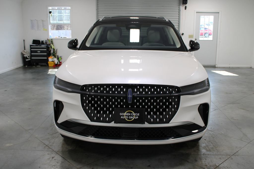 New 2026 Lincoln Nautilus Reserve AWD/4WD image 2