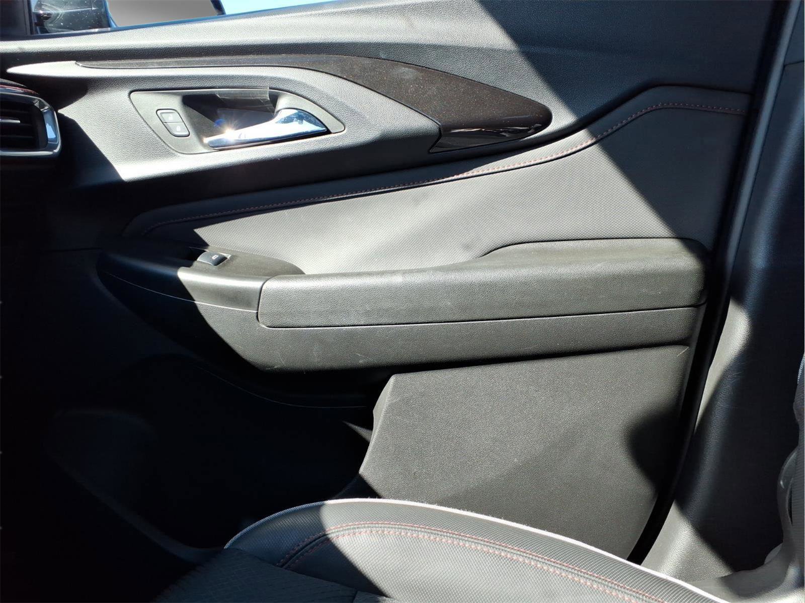 Used 2022 Chevrolet TrailBlazer RS w/ Technology Package image 24