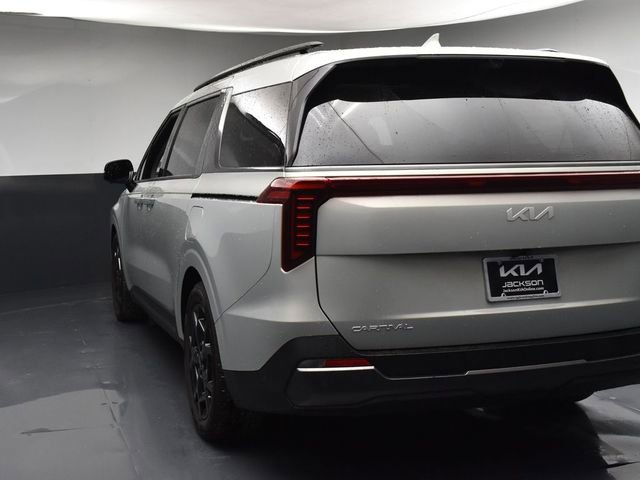 Certified 2025 Kia Carnival SX Prestige image 6