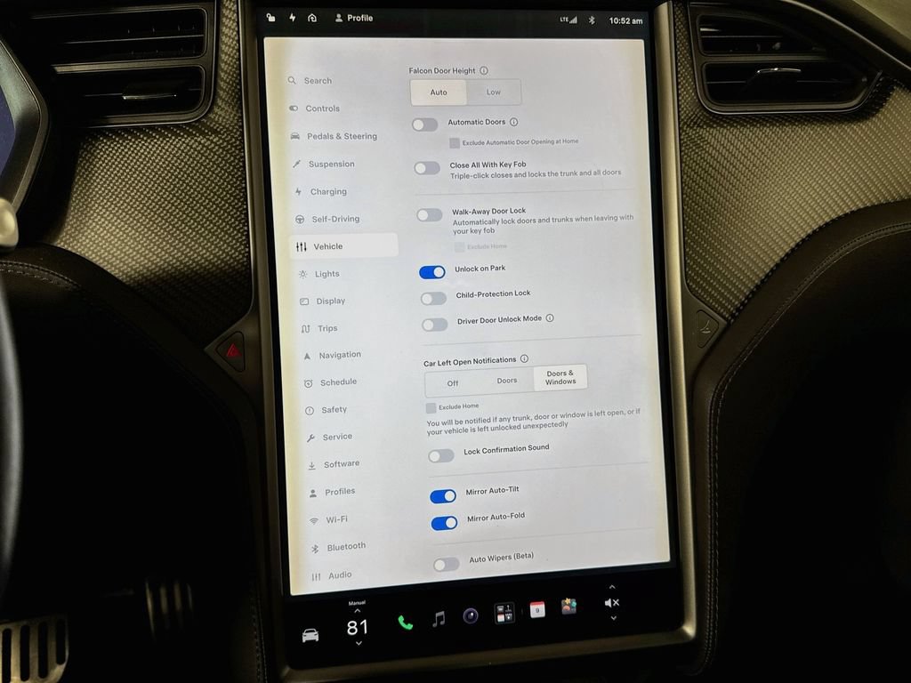 Used 2018 Tesla Model X 100D AWD/4WD image 33