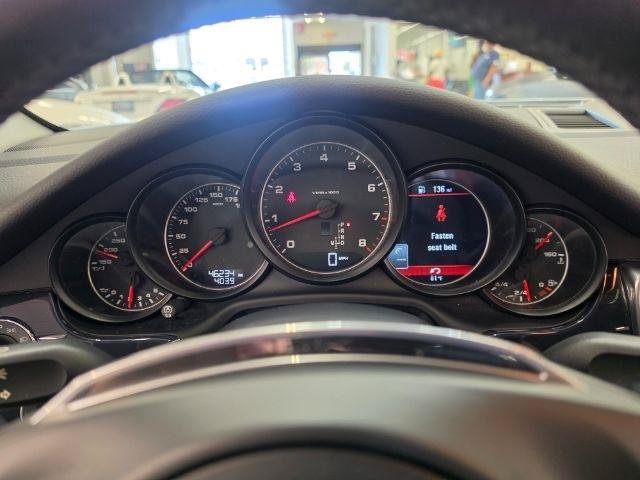 Used 2016 Porsche Panamera image 21