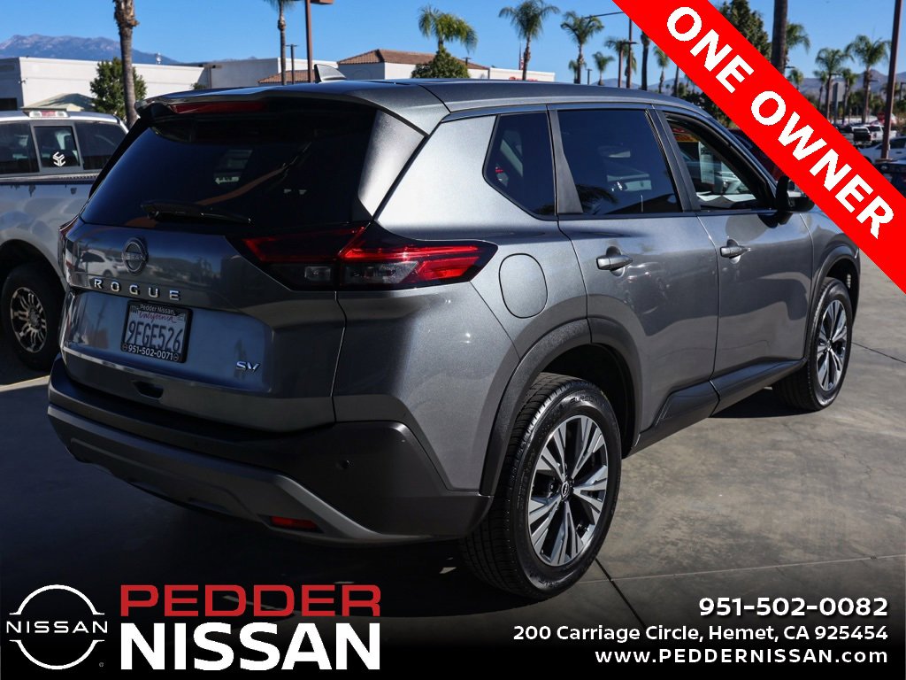 Used 2023 Nissan Rogue SV image 4