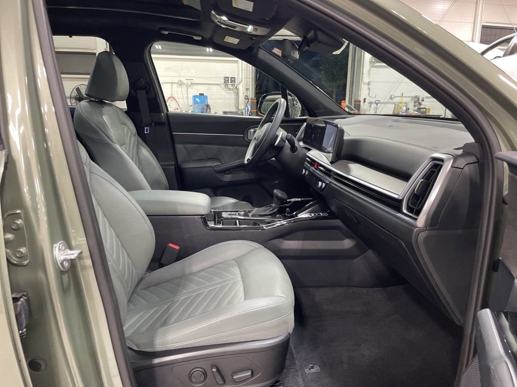 Certified 2024 Kia Sorento SX Prestige w/ Sage Leather Package image 13