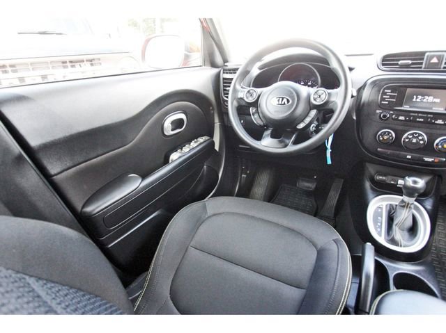 Used 2016 Kia Soul + image 7