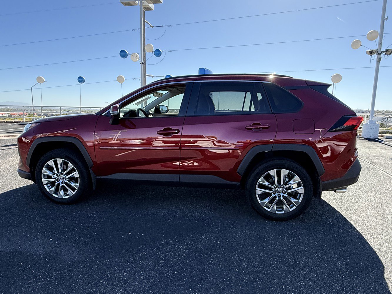 Used 2025 Toyota RAV4 XLE Premium image 8