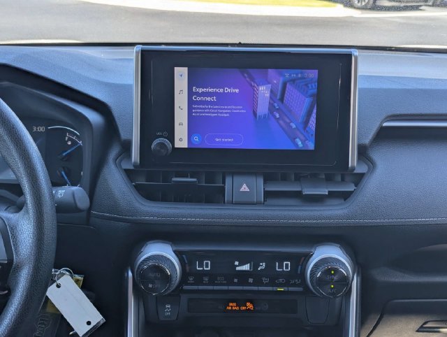 Certified 2025 Toyota RAV4 LE AWD/4WD image 17
