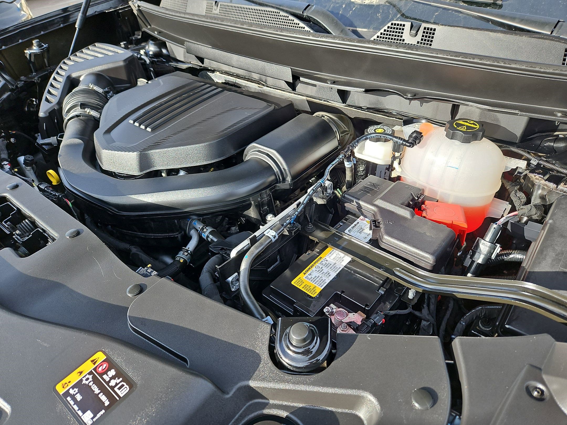 Used 2024 GMC Acadia AT4 w/ LPO, Floor Liner Package image 33