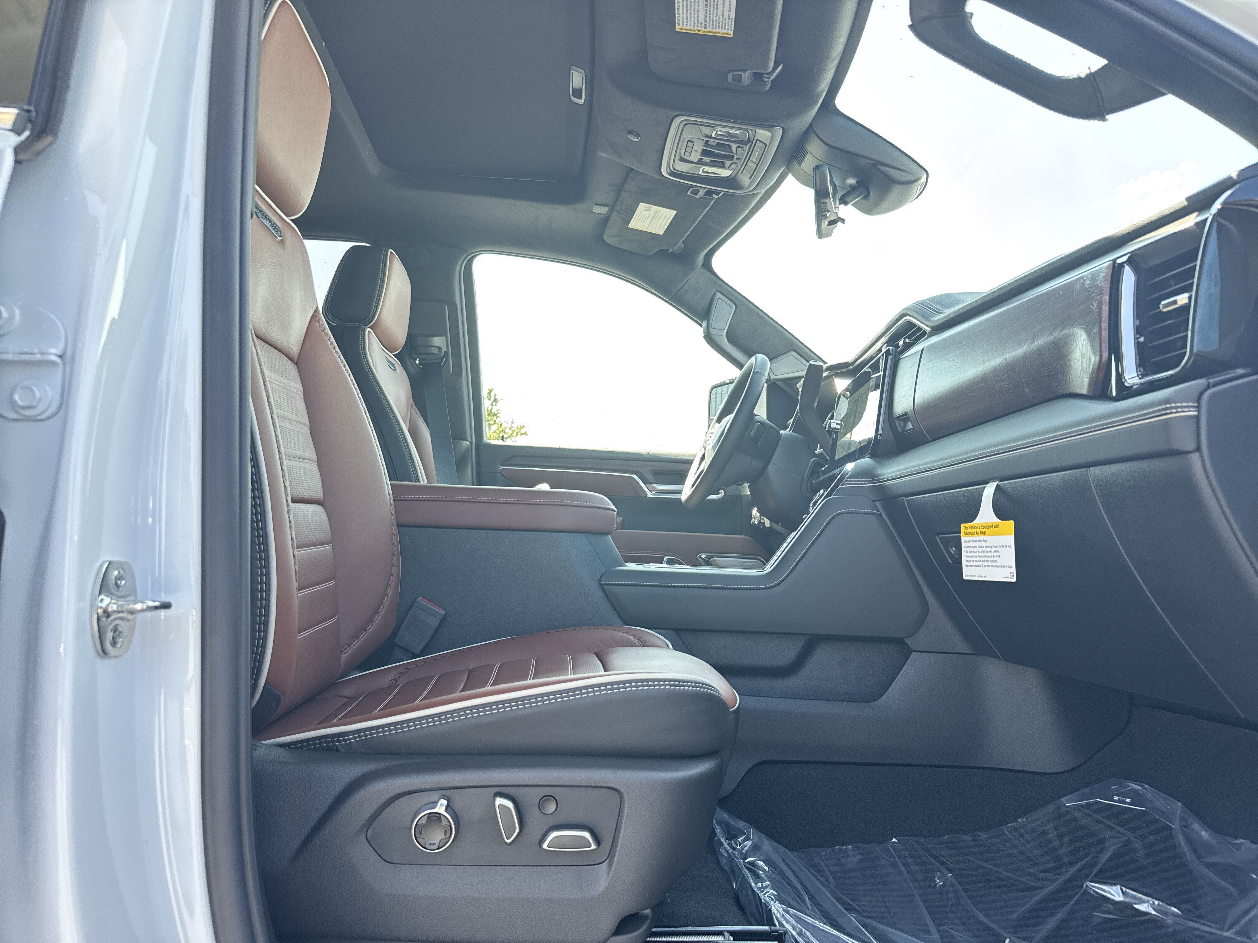 New 2026 GMC Sierra 2500 Denali Ultimate AWD/4WD image 32