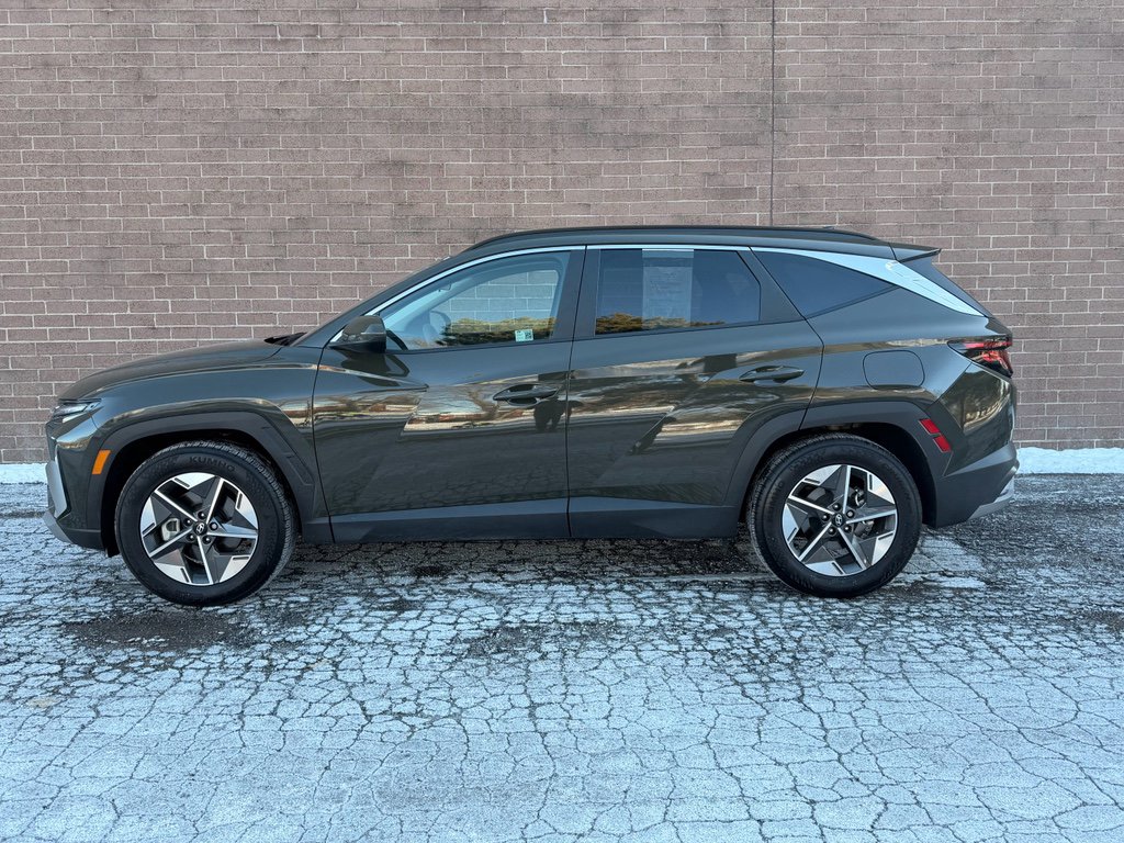 New 2025 Hyundai Tucson SEL image 2