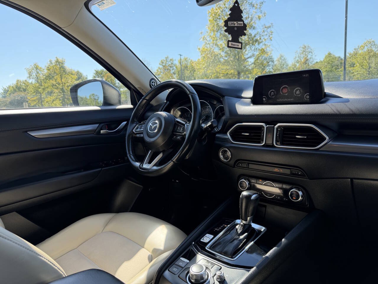 Used 2018 MAZDA CX-5 Touring w/ Preferred Equipment Package AWD/4WD image 20