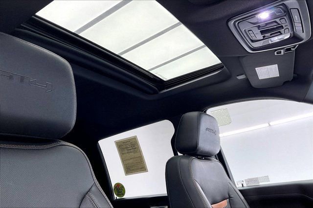 Used 2022 GMC Sierra 2500 AT4 w/ AT4 Preferred Package image 24