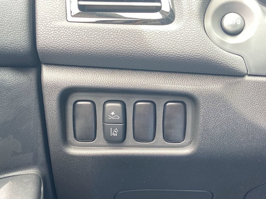 New 2026 Mitsubishi Outlander Sport LE AWD/4WD image 12
