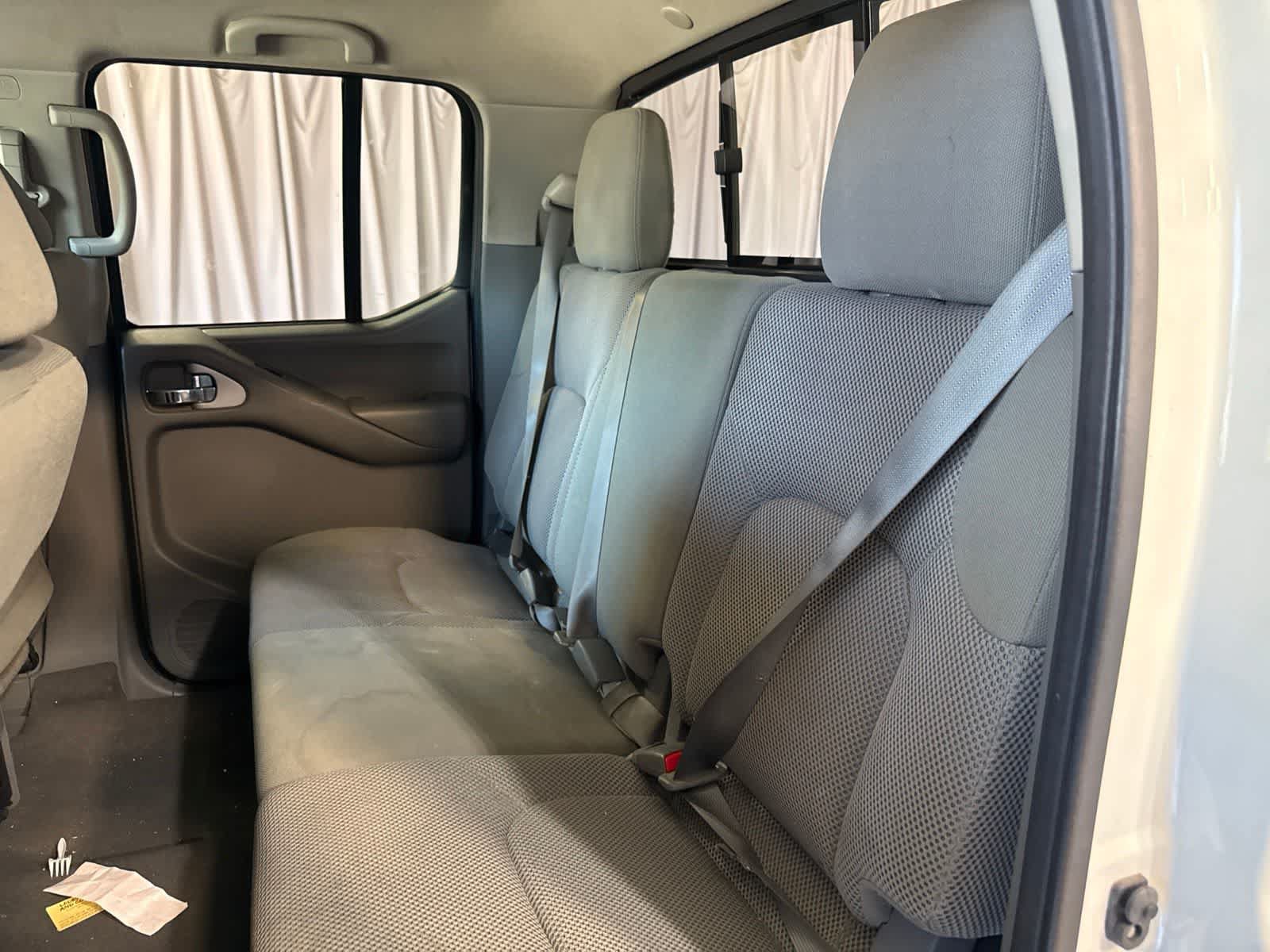 Used 2020 Nissan Frontier SV AWD/4WD image 17