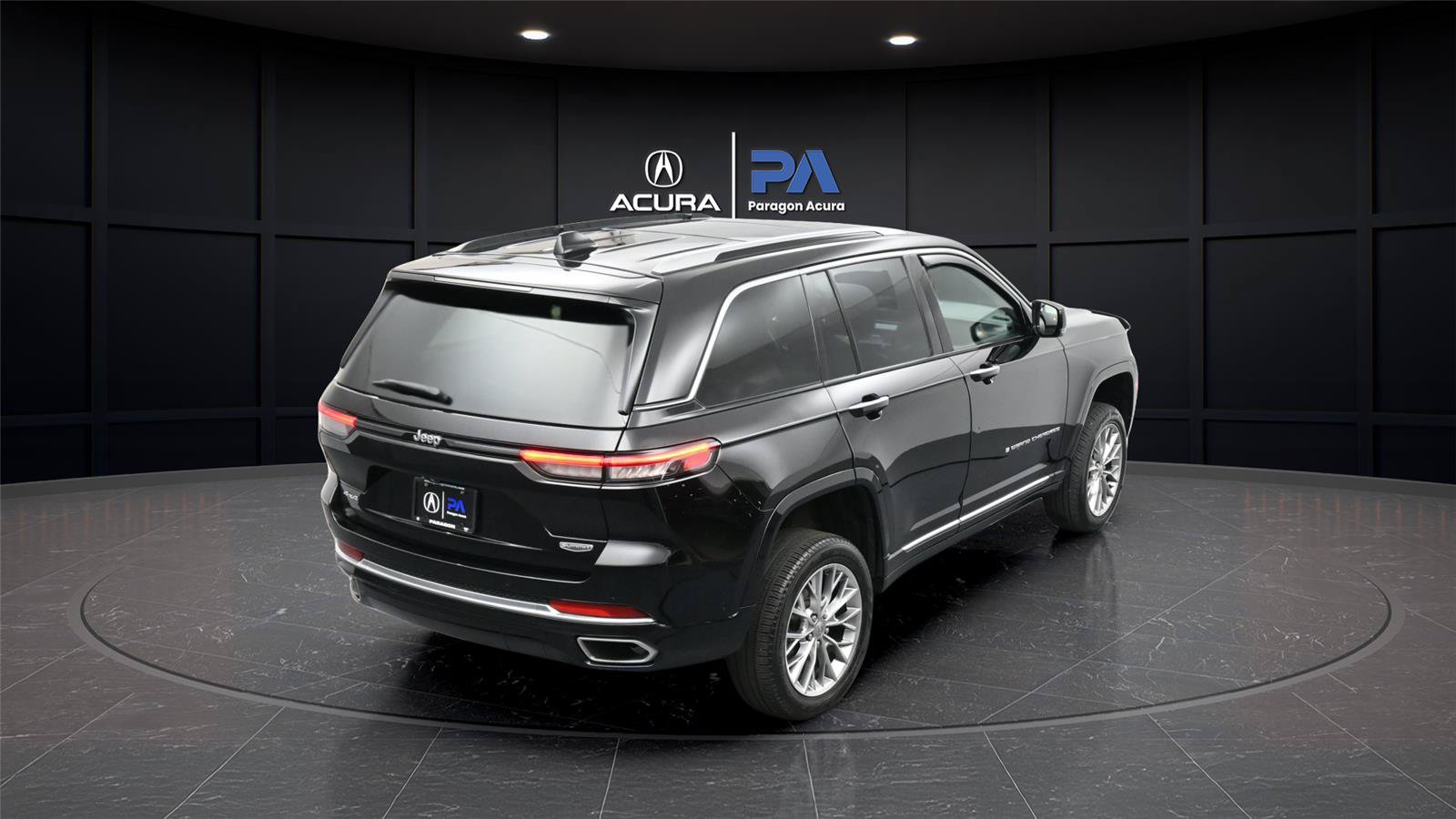 Used 2022 Jeep Grand Cherokee Summit AWD/4WD image 36