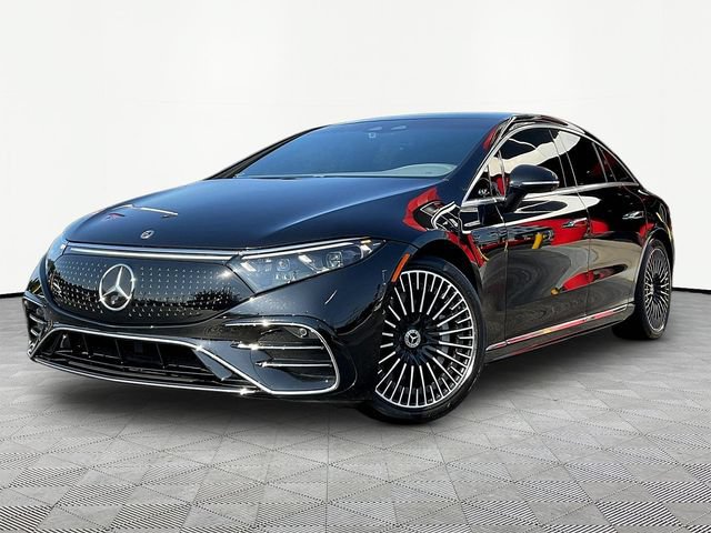 Used 2022 Mercedes-Benz EQS 580 4MATIC Sedan image 3