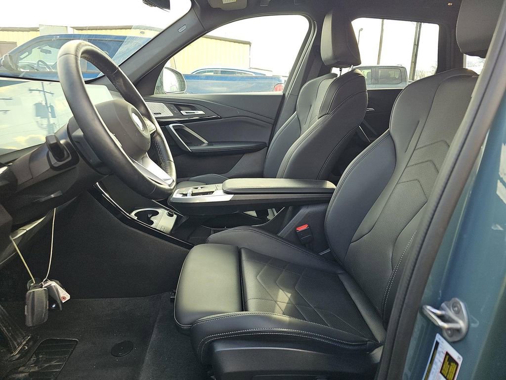 Used 2025 BMW X1 xDrive28i image 13