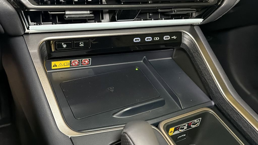 New 2026 Lexus TX 500h AWD image 24