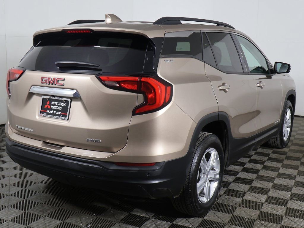 Used 2018 GMC Terrain SLE w/ Driver Convenience Package image 8