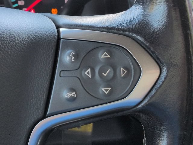 Used 2018 Chevrolet Suburban LS RWD image 25