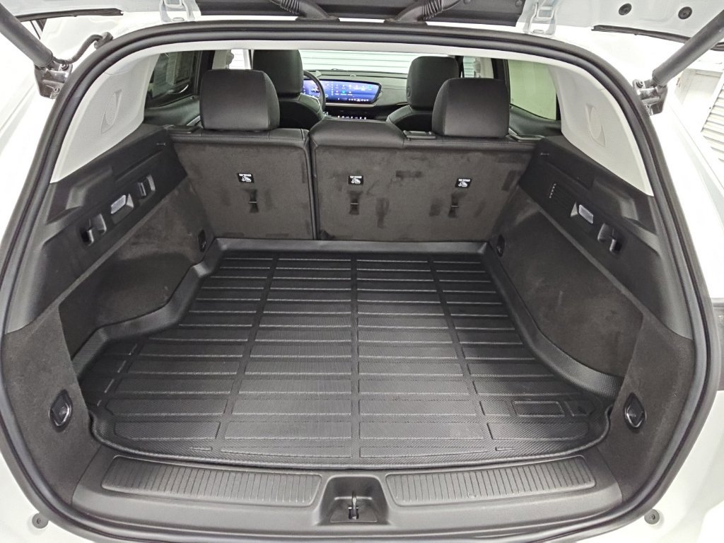 Used 2026 Buick Envision Sport Touring AWD/4WD image 36