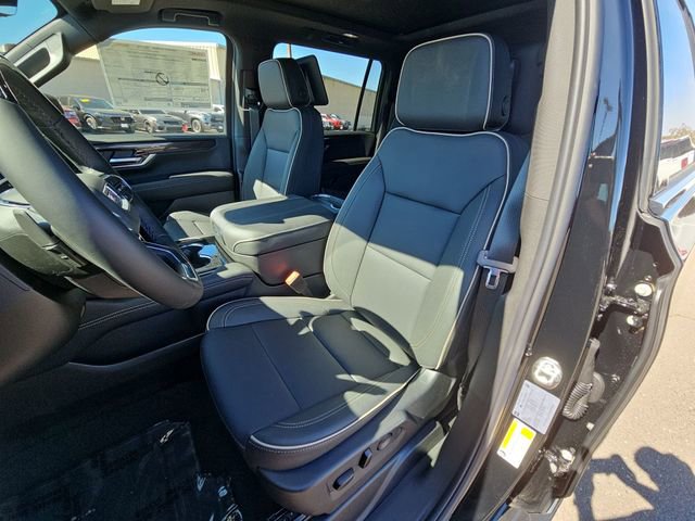 New 2026 GMC Yukon XL Elevation image 16