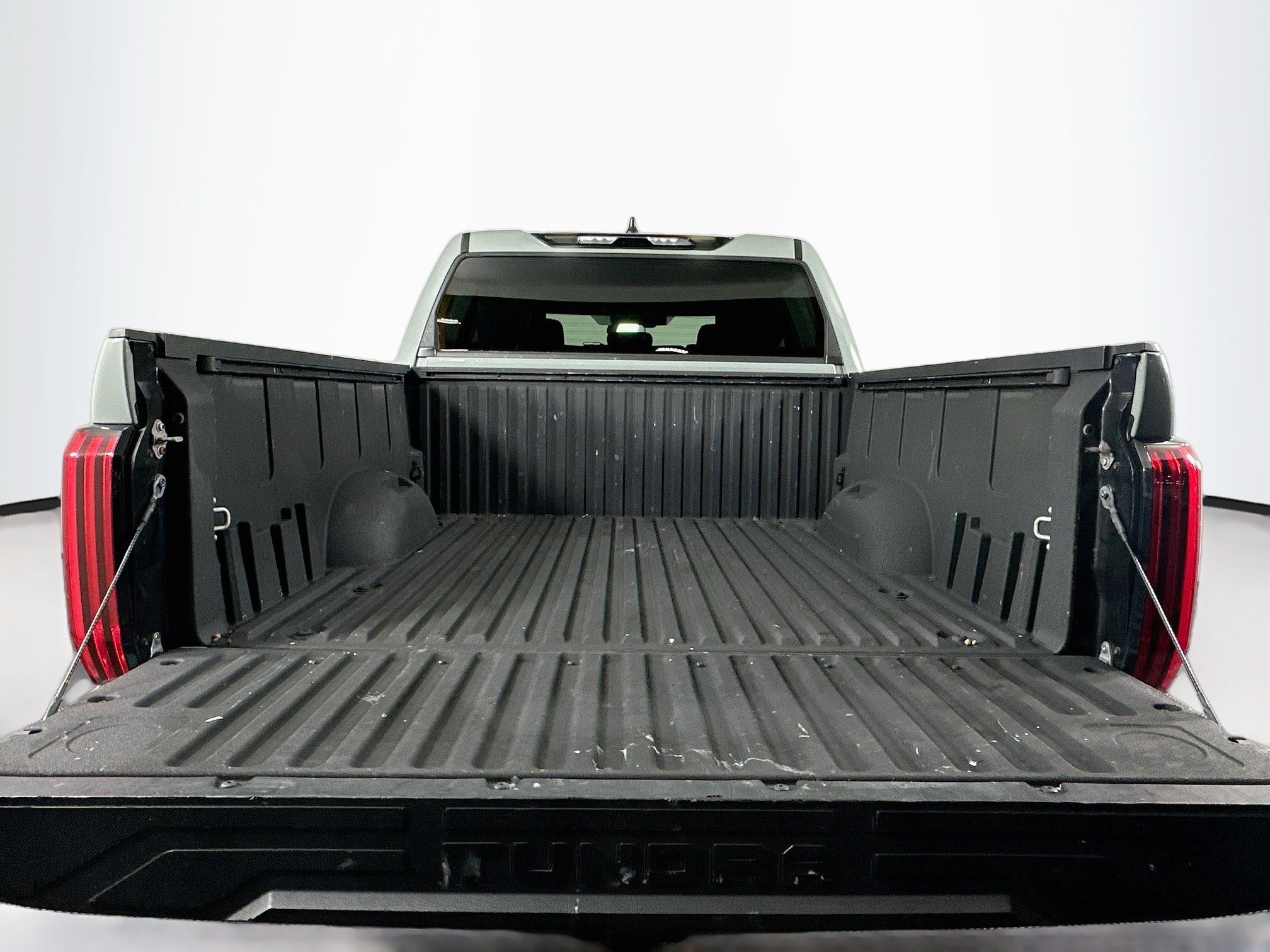 Used 2024 Toyota Tundra SR5 w/ SR5 Convenience Package RWD image 27