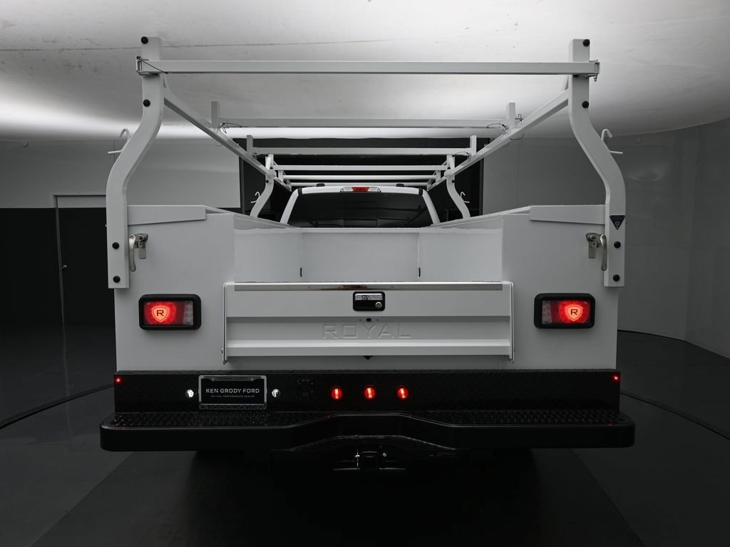 New 2026 Ford F550 4x4 Crew Cab Super Duty image 8