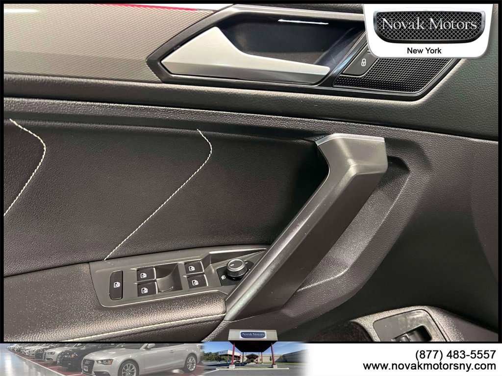 Used 2023 Volkswagen Tiguan SE R-Line image 18
