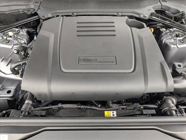 New 2025 Land Rover Discovery S AWD/4WD image 18