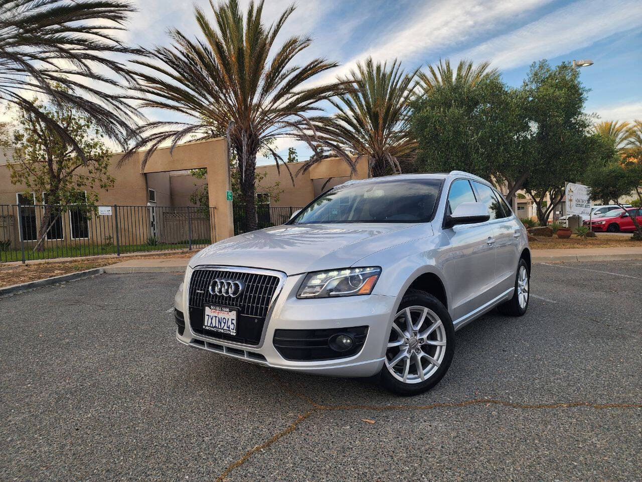 Used 2012 Audi Q5 2.0T Premium Plus AWD/4WD image 2