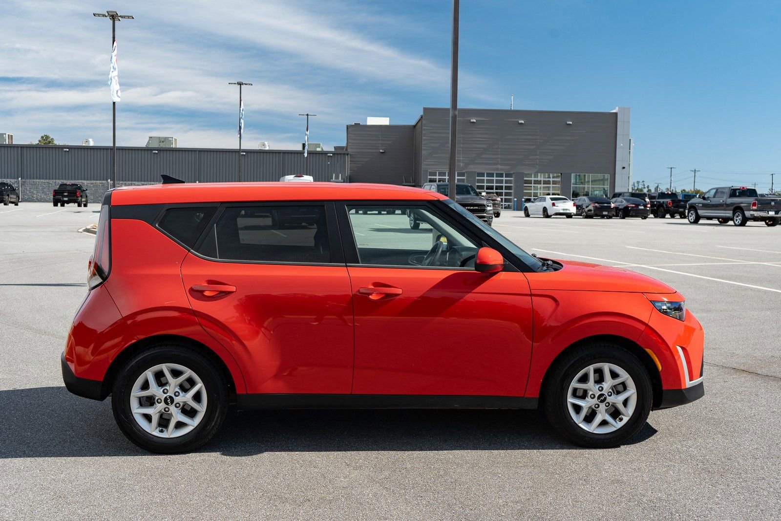 Used 2023 Kia Soul LX w/ Option Group 015 image 11