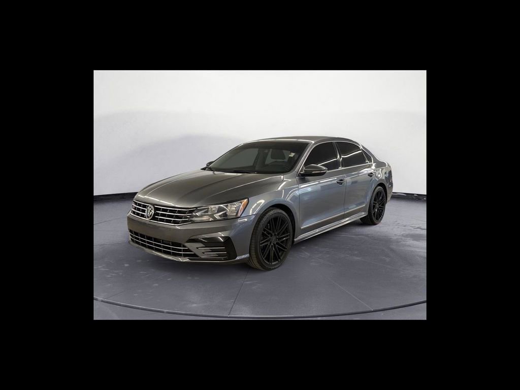 Used 2016 Volkswagen Passat 1.8T R-Line FWD image 2
