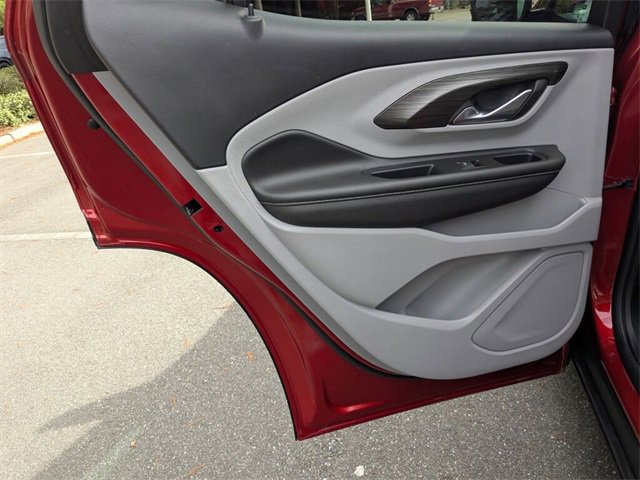 Used 2022 GMC Terrain SLT image 34