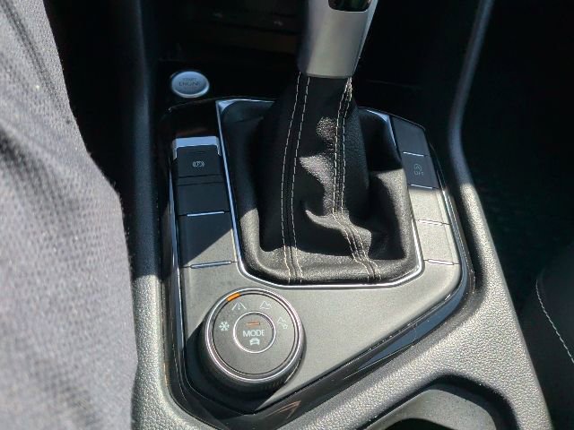 Used 2023 Volkswagen Taos SE image 21