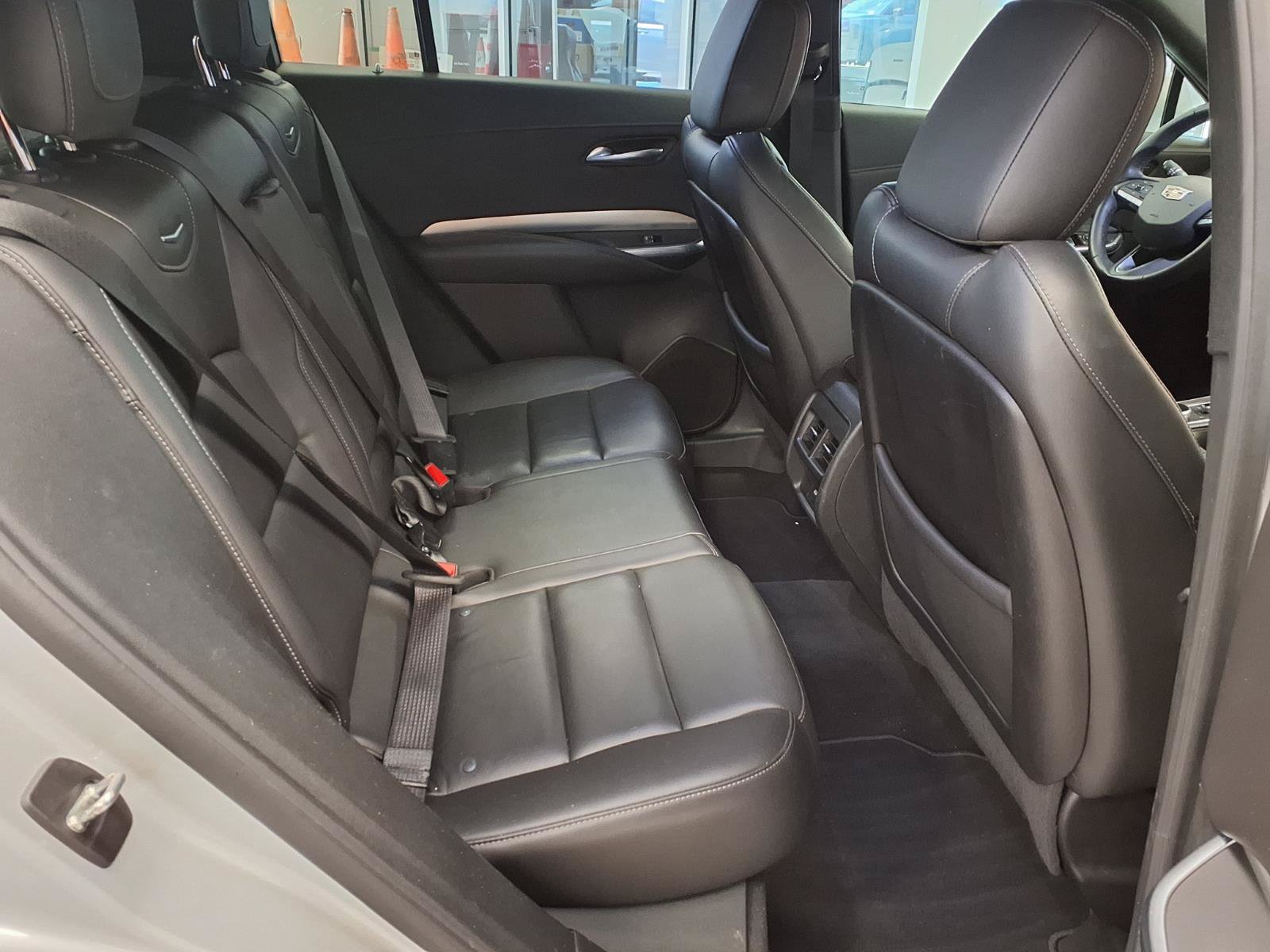 Used 2021 Cadillac XT4 Premium Luxury FWD image 14