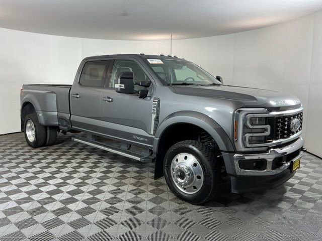 Used 2025 Ford F450 Lariat w/ FX4 Off-Road Package AWD/4WD image 3