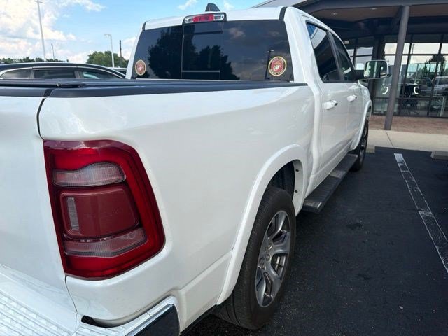 Used 2019 RAM 1500 Laramie AWD/4WD image 10