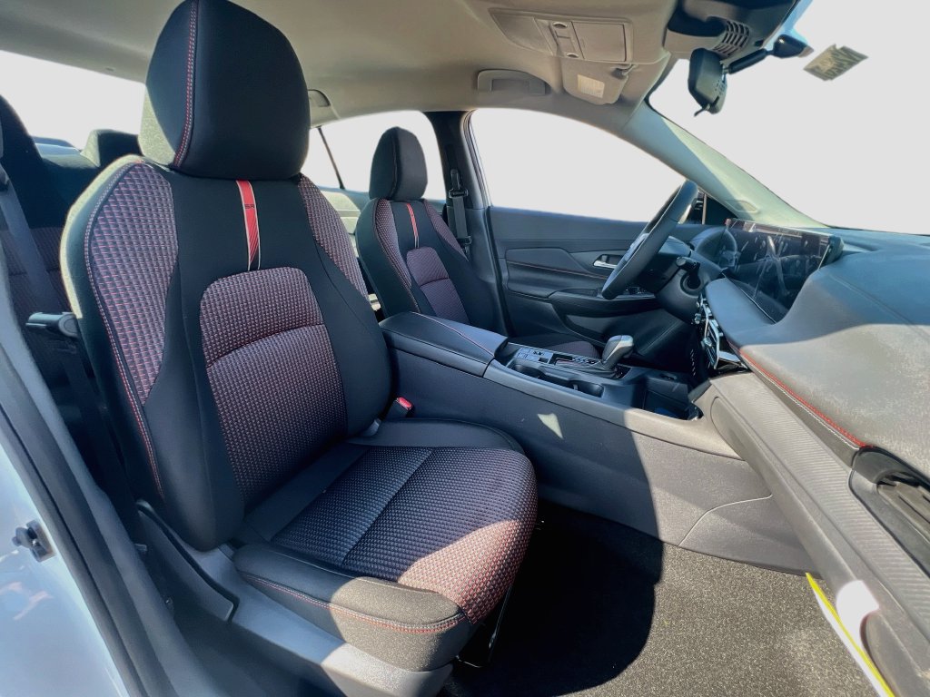 New 2027 Nissan Sentra SR FWD image 25
