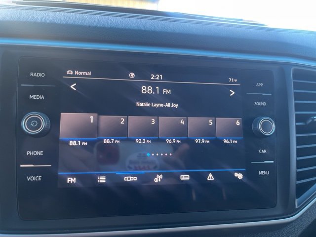 Used 2021 Volkswagen Atlas Cross Sport SE image 13