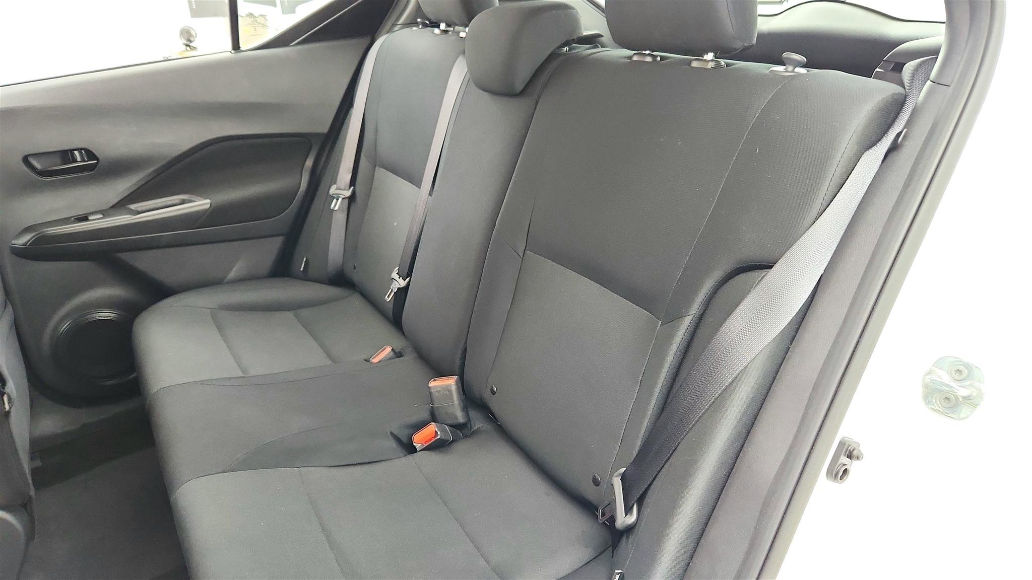 Used 2025 Nissan Kicks Play S FWD image 33