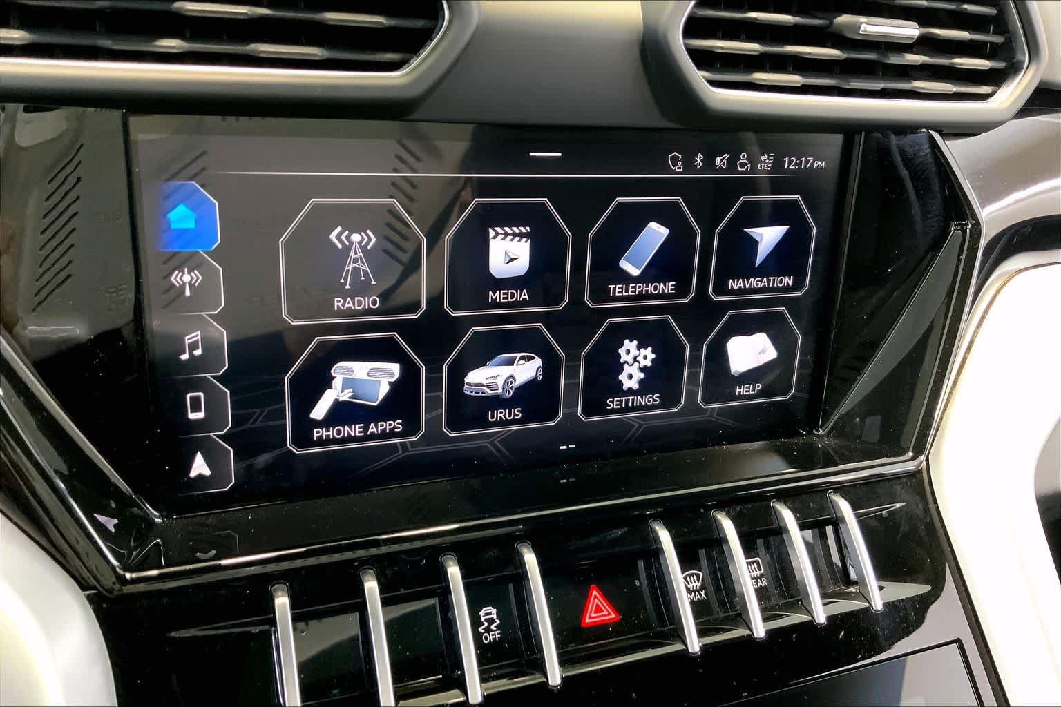 Used 2020 Lamborghini Urus AWD/4WD image 34